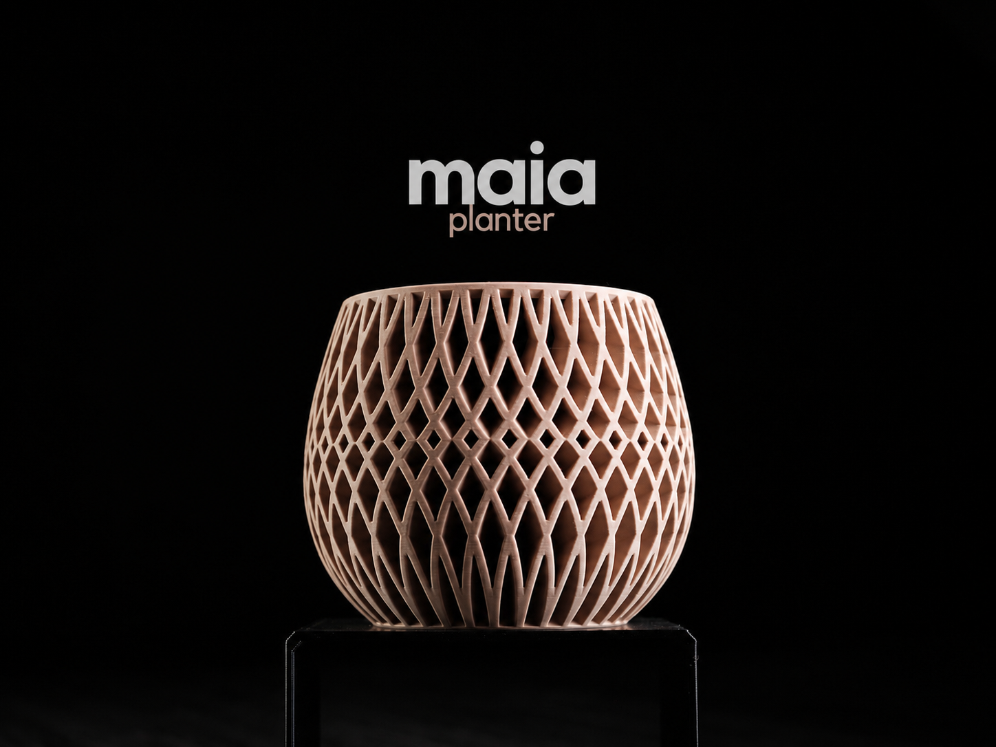 Maia • Planter