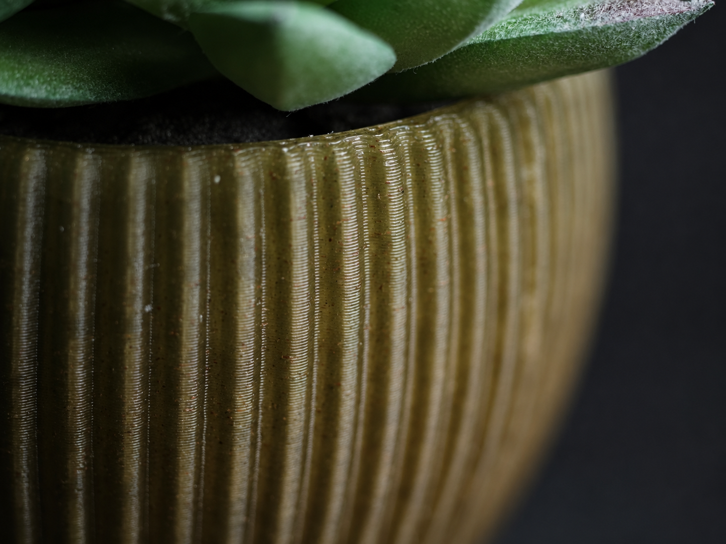 Tundra · Planter