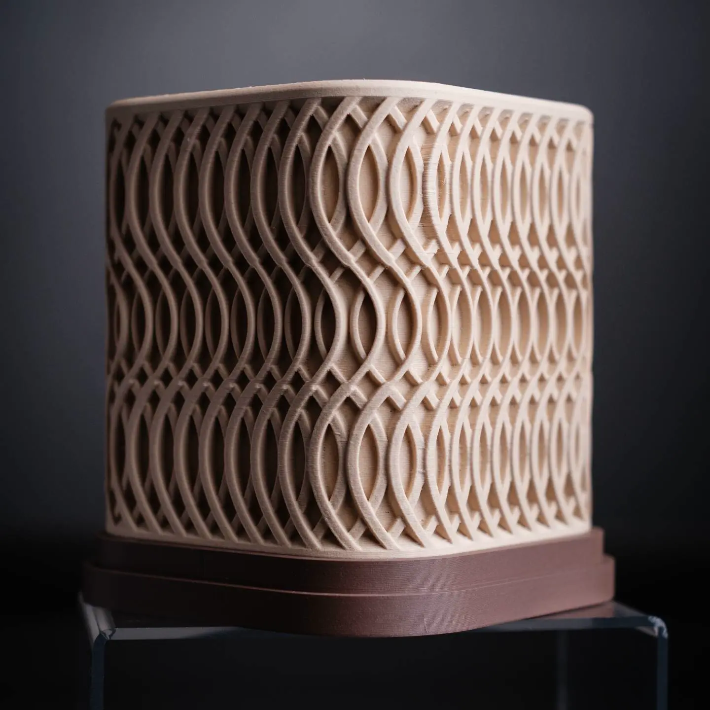 Glowtide · Planter